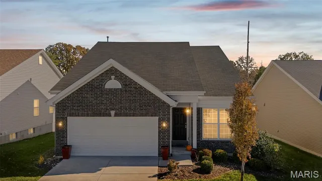 $399,900 | 2228 Hagenstone Terrace, St. Louis, MO 63125