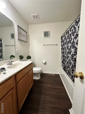 $424,900 | 2228 Hagenstone Terrace, St. Louis, MO 63125