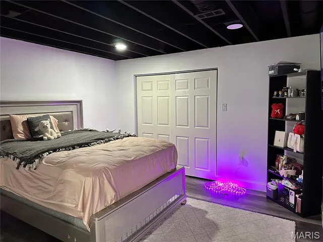 $424,900 | 2228 Hagenstone Terrace, St. Louis, MO 63125