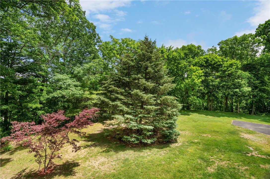 687 River Road Lincoln, RI 02865 - Photo 22 of 29