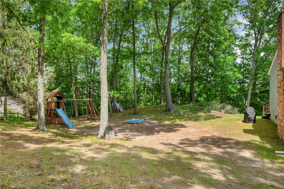 687 River Road Lincoln, RI 02865 - Photo 27 of 29
