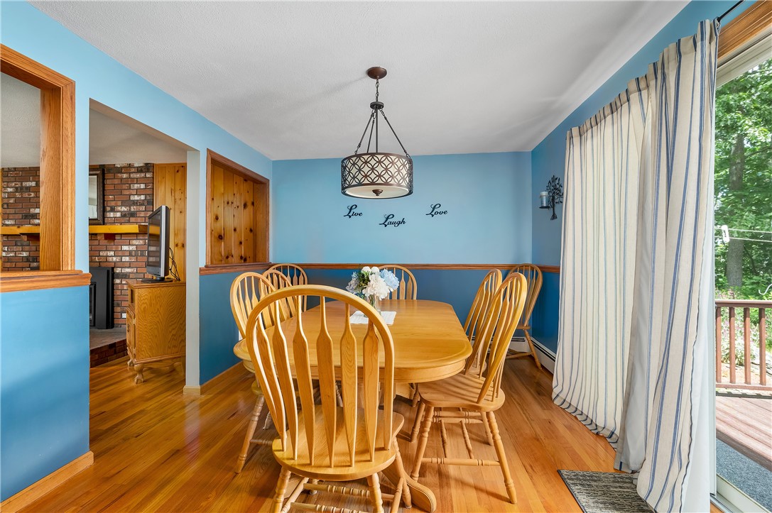 687 River Road Lincoln, RI 02865 - Photo 8 of 29