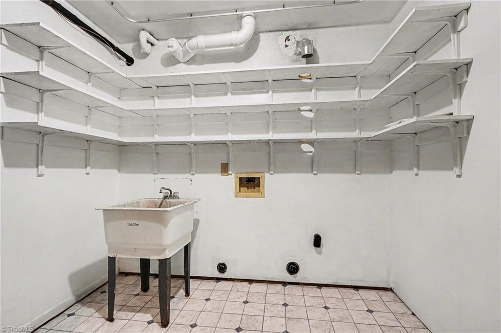 5830 Butler Road Gibsonville, NC 27249 - Photo 25 of 37 Laundry/Utility Room