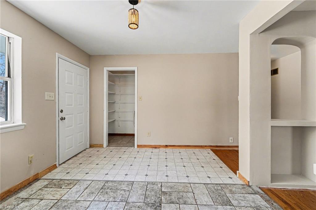 5830 Butler Road Gibsonville, NC 27249 - Photo 8 of 37 Dining Area