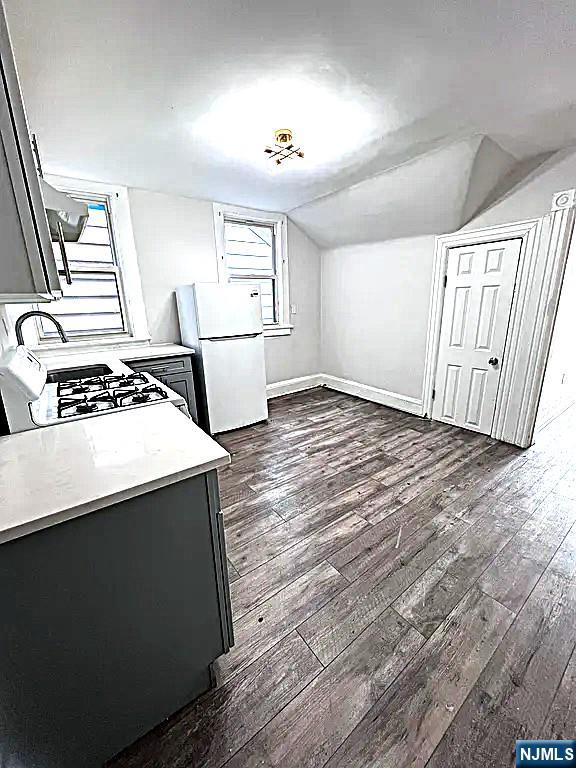 87 Rosa Parks Boulevard Paterson, NJ 07524 - Photo 2 of 6