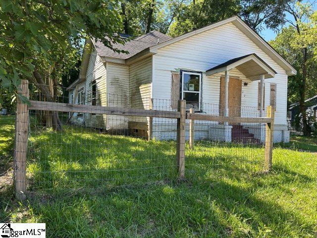 922 North Logan Street Gaffney, SC 29341 - Photo 6 of 30