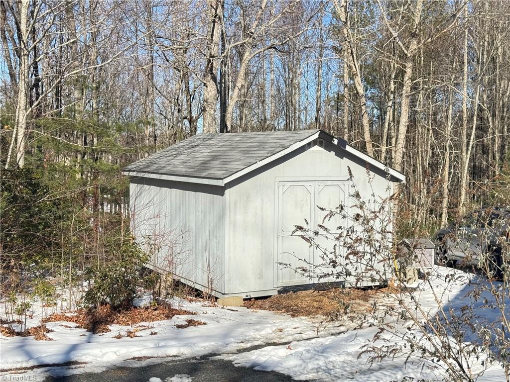 343 Rash Road Glade Valley, NC 28627 - Photo 32 of 44 Gallery Image 32