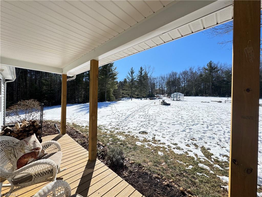 343 Rash Road Glade Valley, NC 28627 - Photo 6 of 44 Gallery Image 6