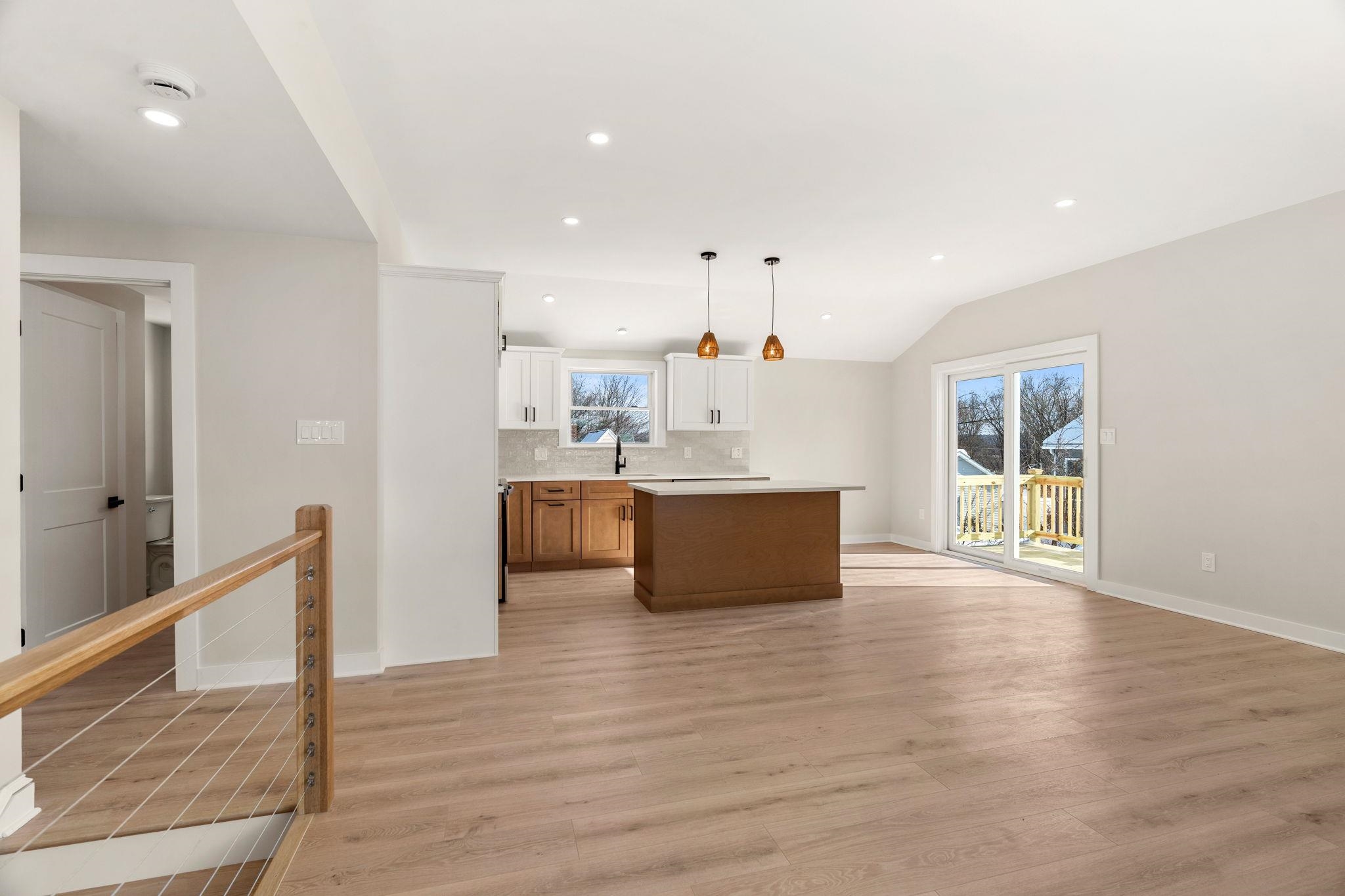 40 Hillside Avenue Derry, NH 03038 - Photo 11 of 55