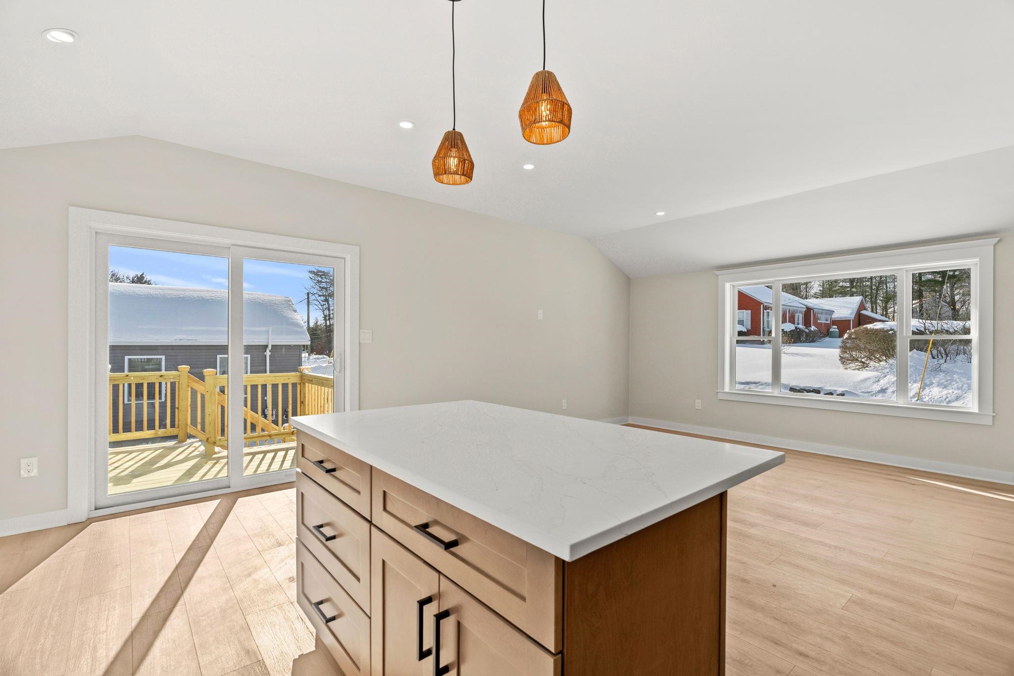 40 Hillside Avenue Derry, NH 03038 - Photo 16 of 55