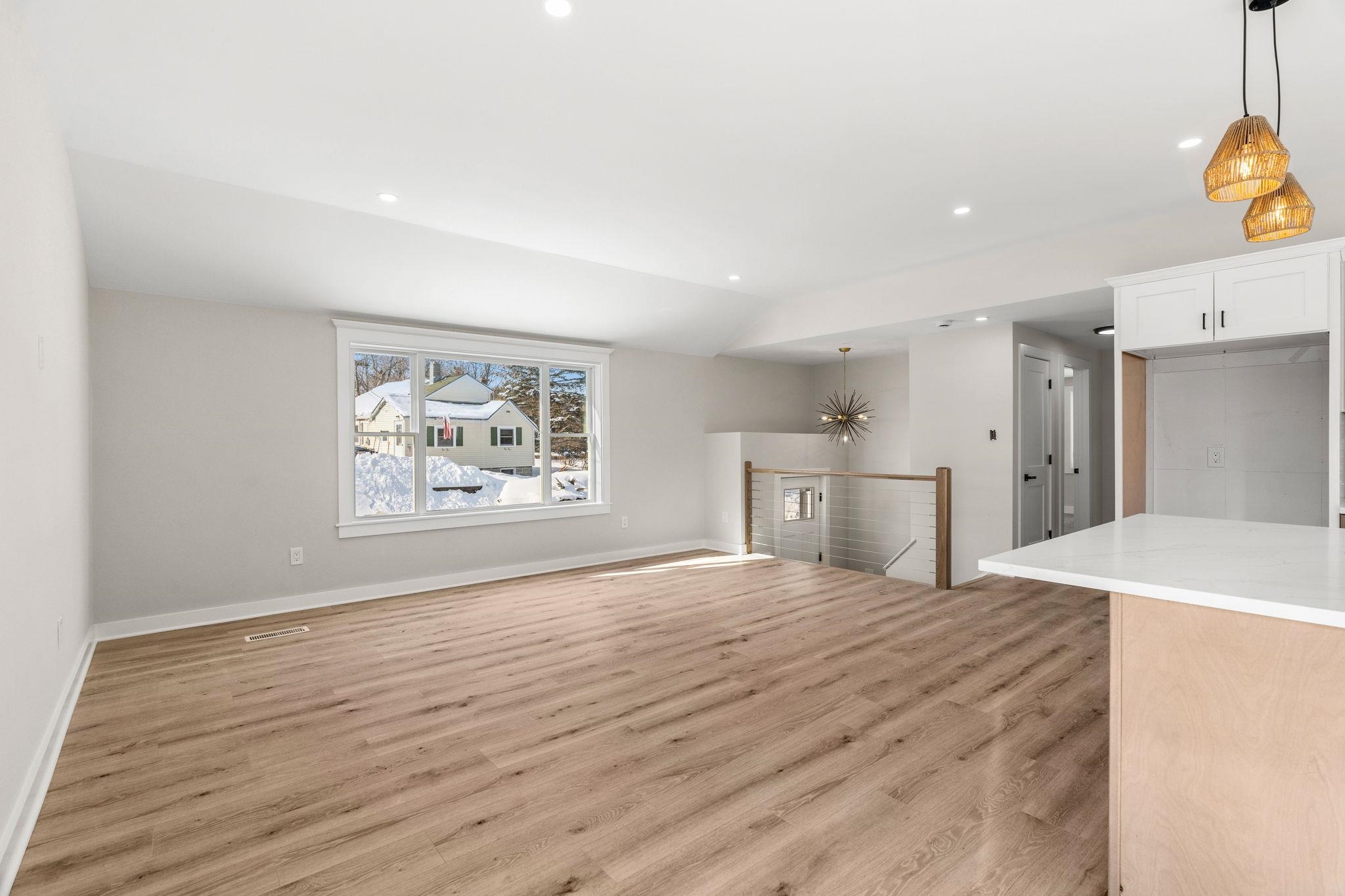 40 Hillside Avenue Derry, NH 03038 - Photo 21 of 55