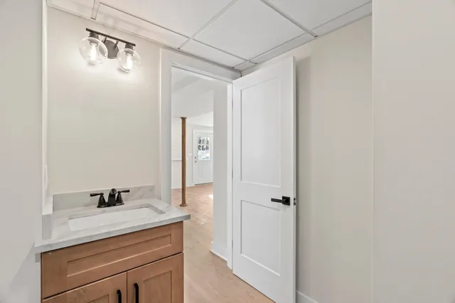 $595,000 | 40 Hillside Avenue, Derry, NH 03038