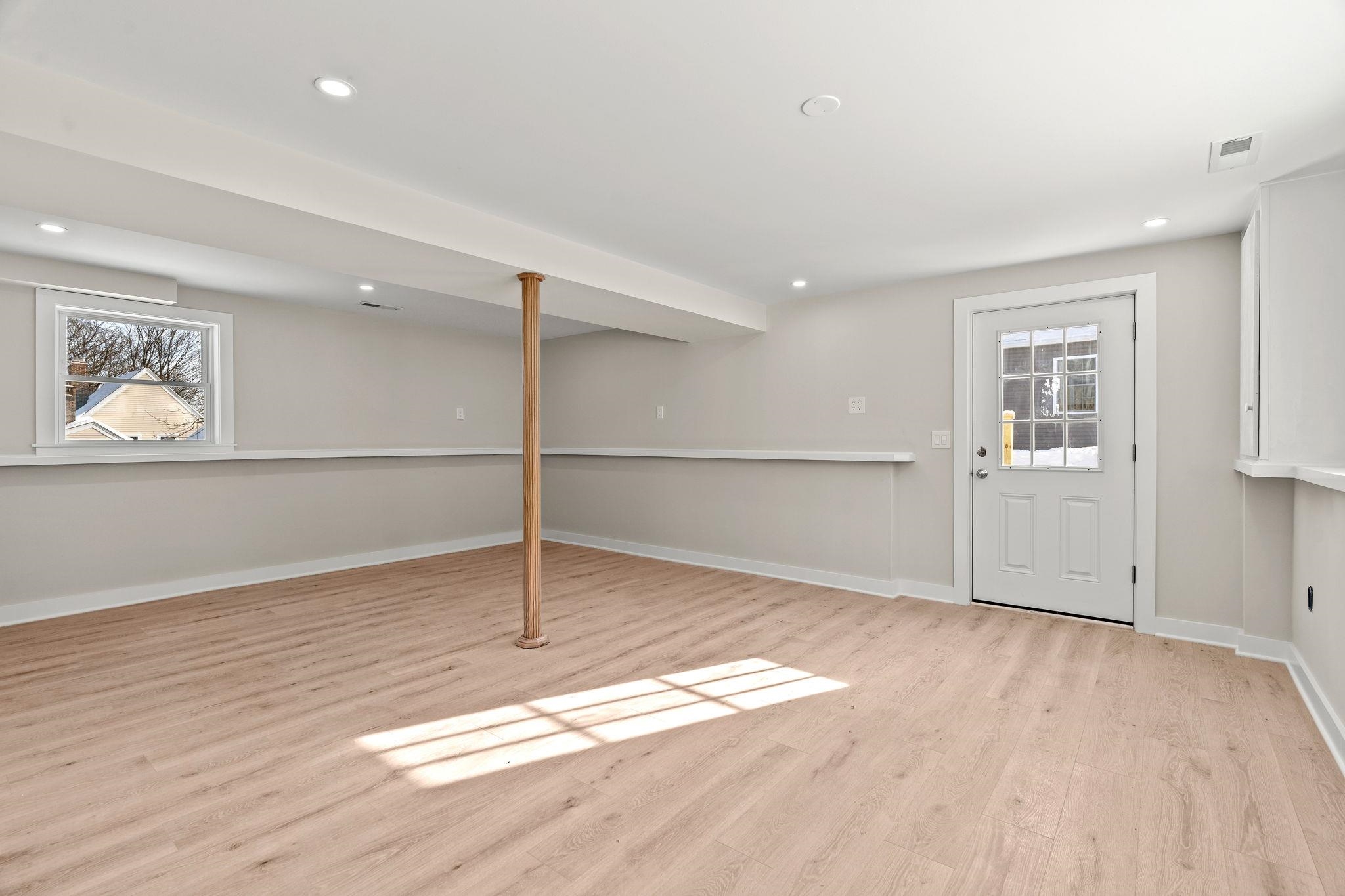 40 Hillside Avenue Derry, NH 03038 - Photo 42 of 55