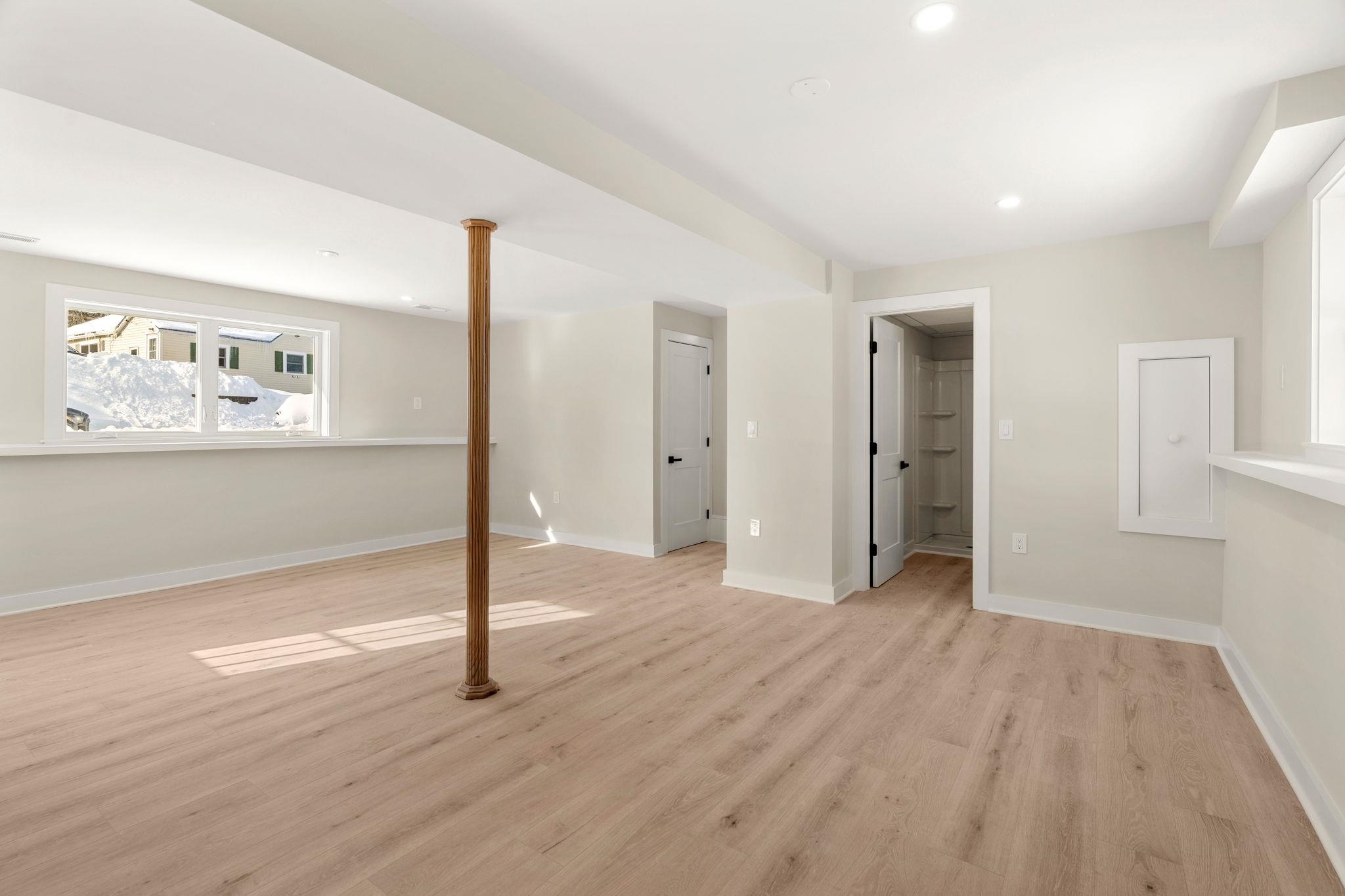 40 Hillside Avenue Derry, NH 03038 - Photo 43 of 55