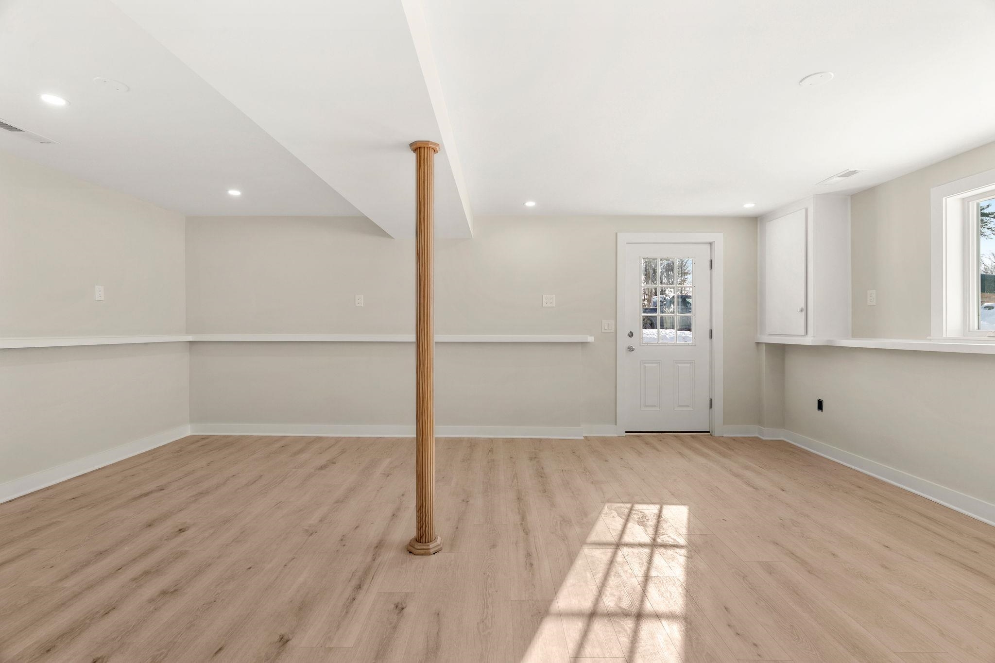 40 Hillside Avenue Derry, NH 03038 - Photo 45 of 55