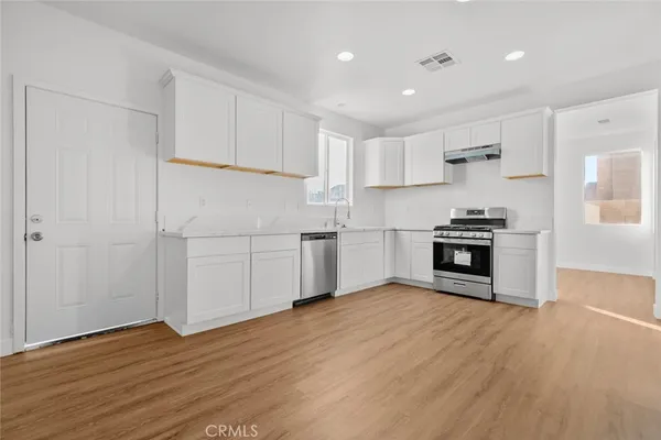 $525,000 | 45812 Caledonia Court, Lancaster, CA 93534