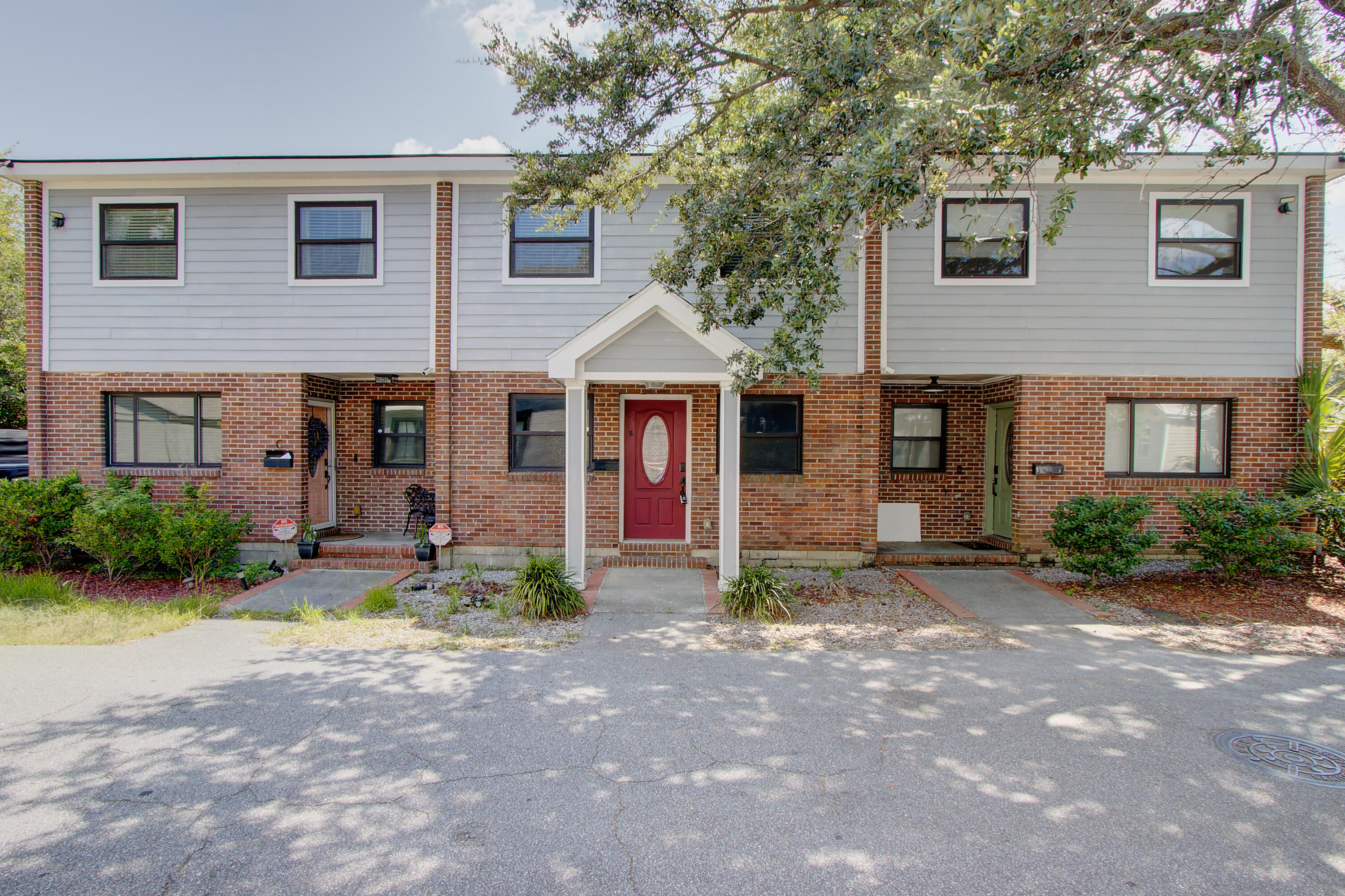 134 Congress Street, Unit B Charleston, SC 29403 - Photo 1 of 15 07082026-151