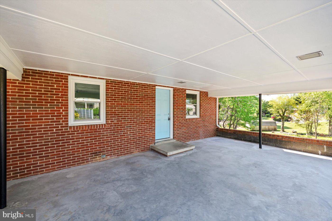 451 Truslow Road Fredericksburg, VA 22405 - Photo 5 of 29 Gallery Image 5