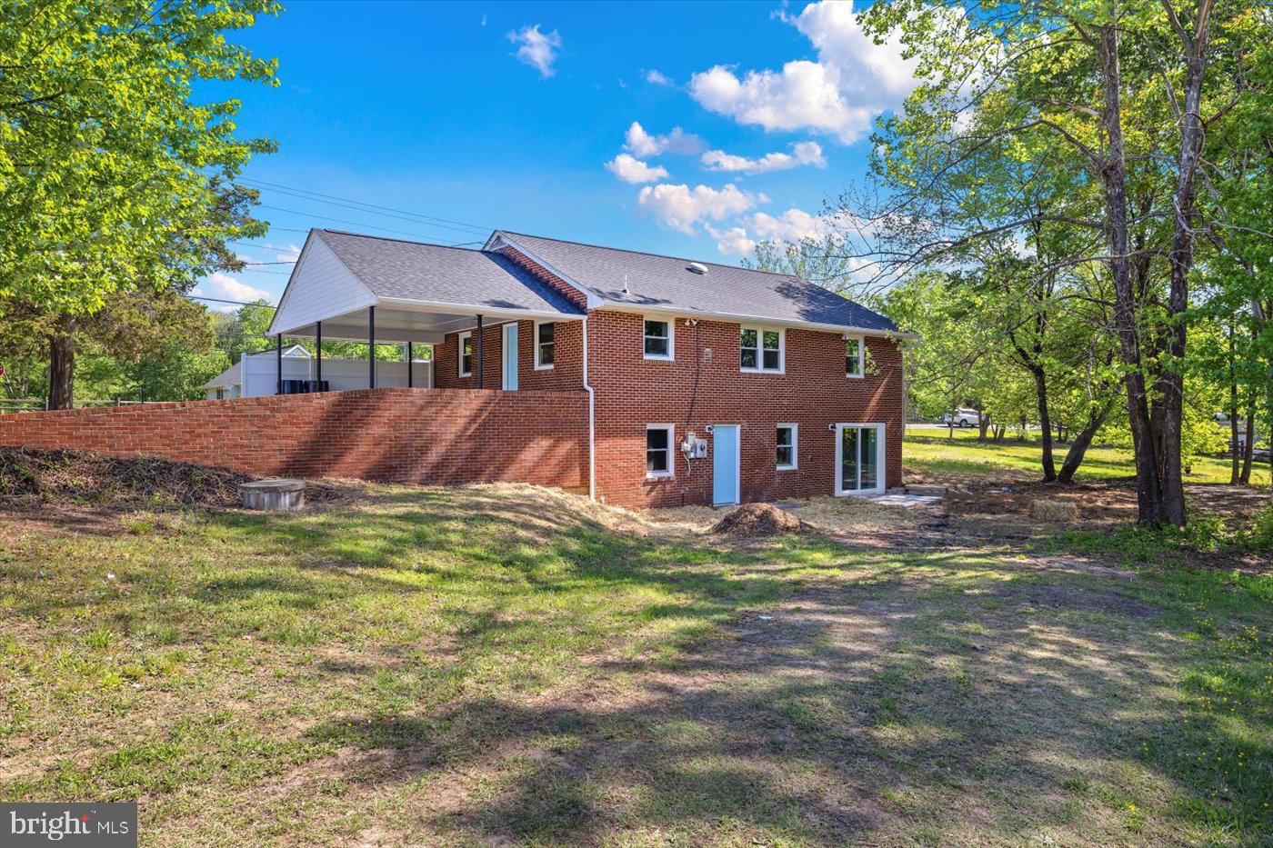 451 Truslow Road Fredericksburg, VA 22405 - Photo 7 of 29 Gallery Image 7