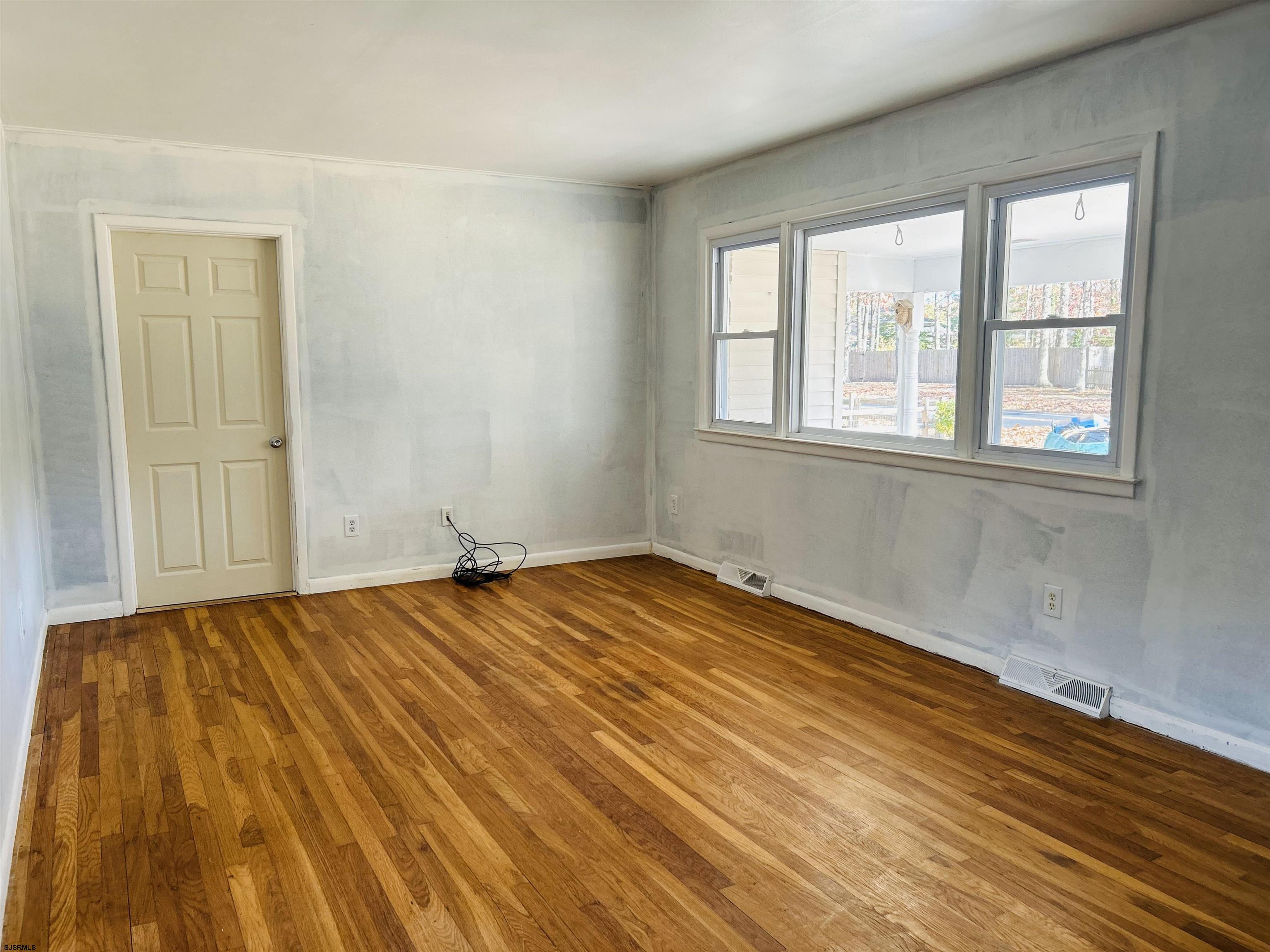 1013 New Road Linwood, NJ 08221 - Photo 8 of 32 Gallery Image 8