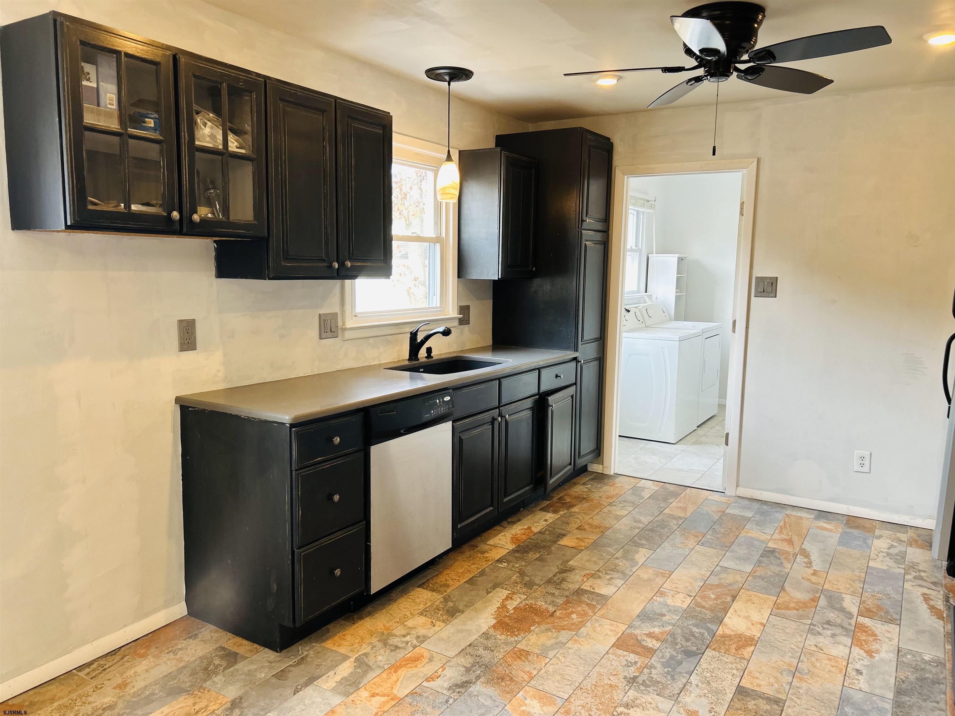 1013 New Road Linwood, NJ 08221 - Photo 10 of 32 Gallery Image 10