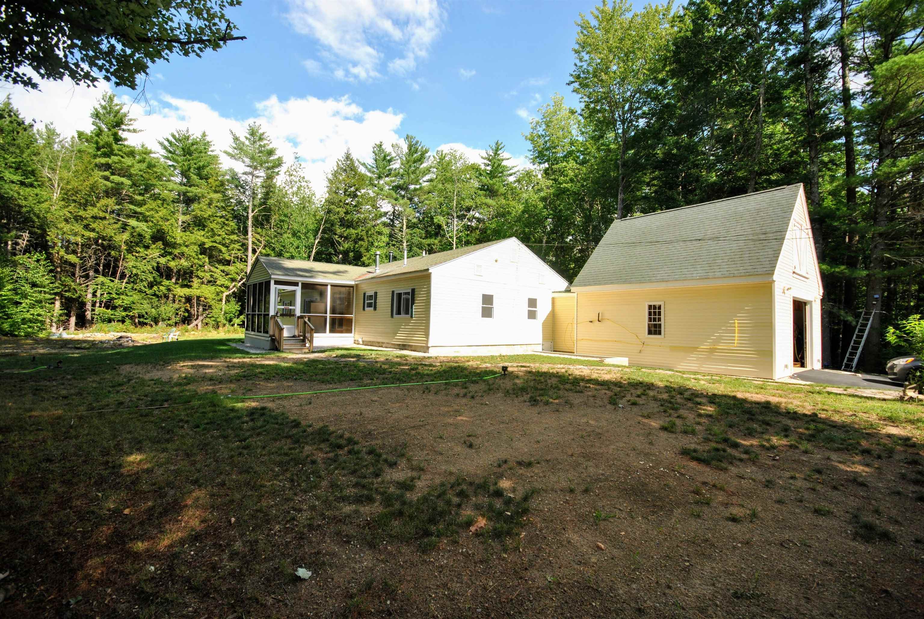 29 Little City Road Farmington, NH 03835 - Photo 1 of 38