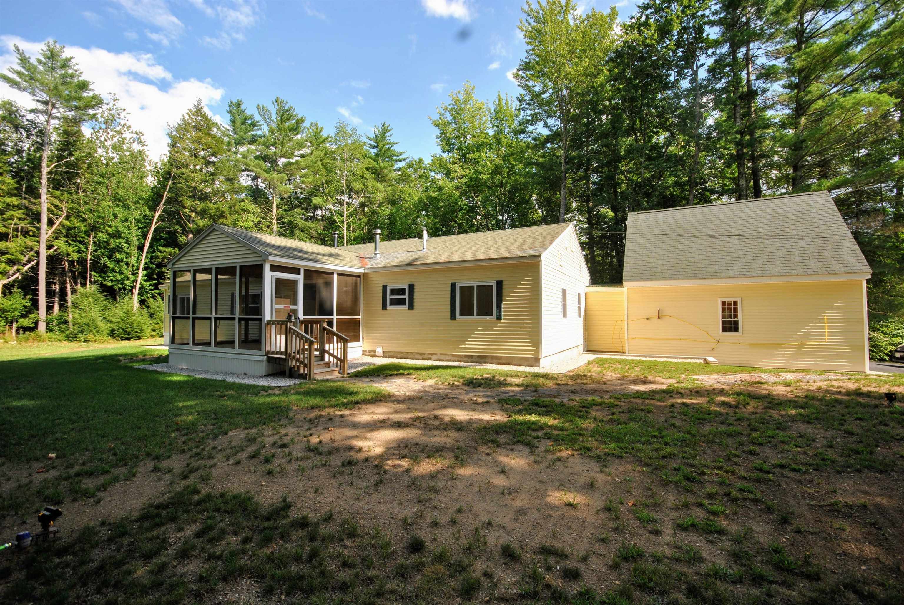 29 Little City Road Farmington, NH 03835 - Photo 2 of 38