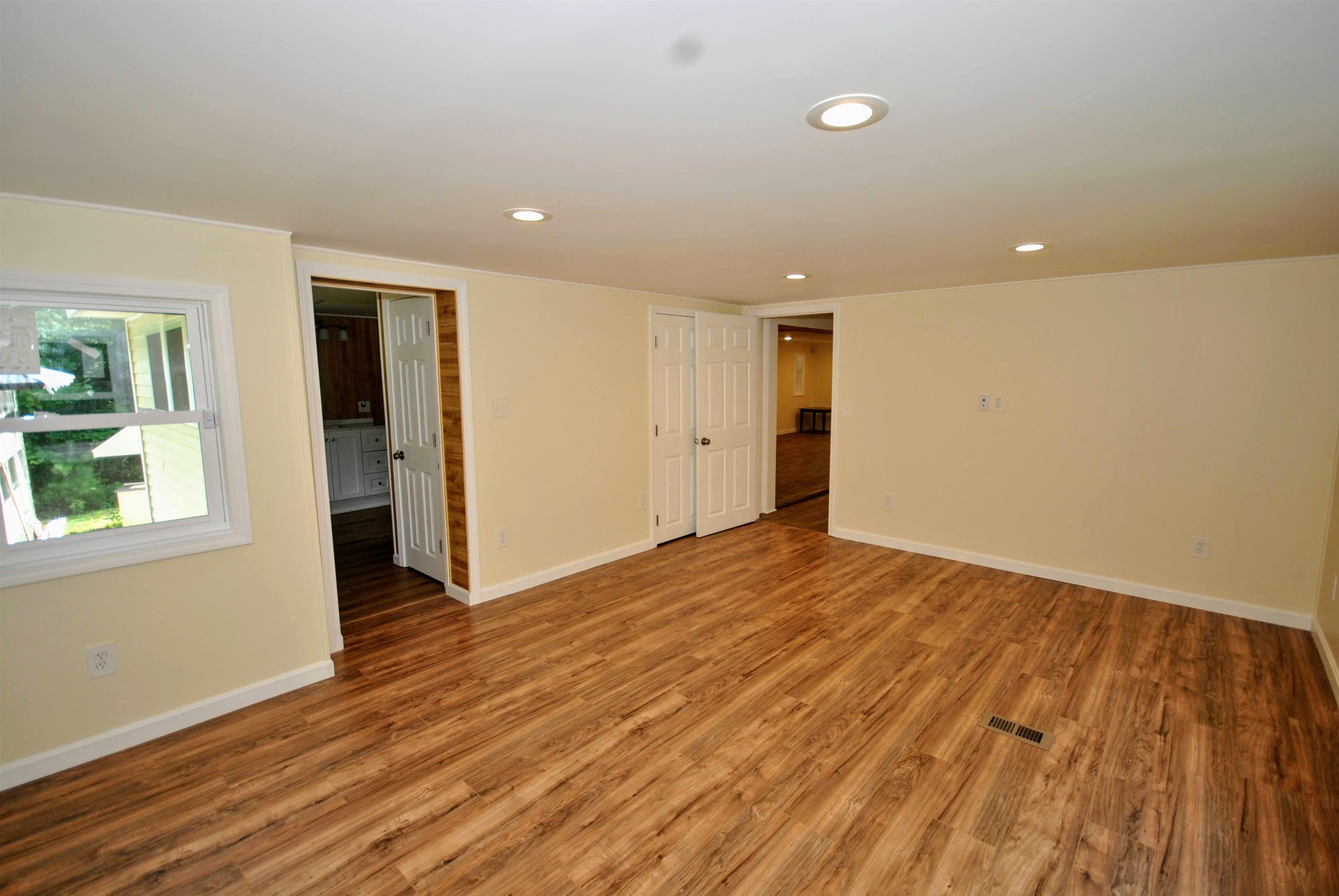 29 Little City Road Farmington, NH 03835 - Photo 21 of 38