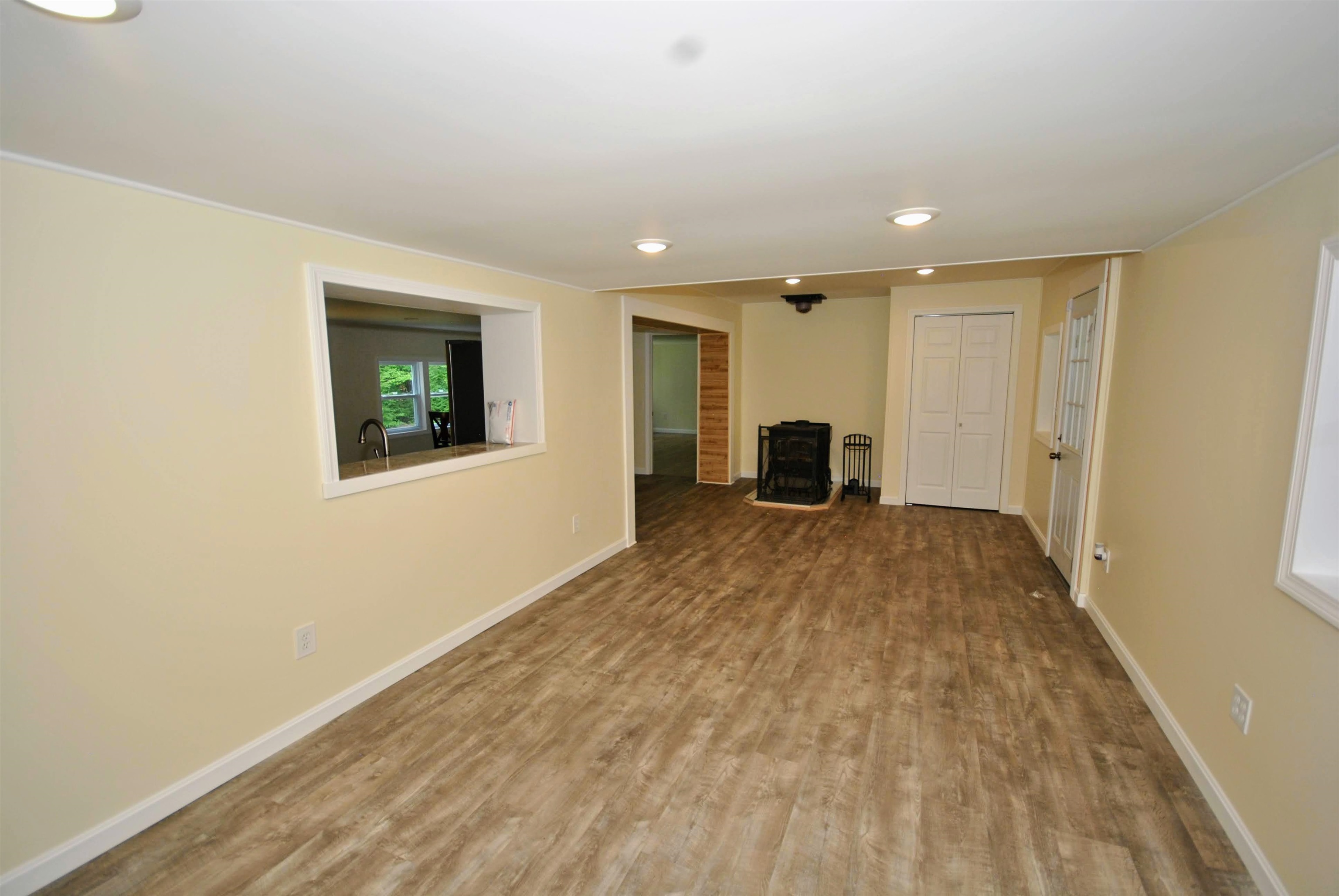 29 Little City Road Farmington, NH 03835 - Photo 9 of 38