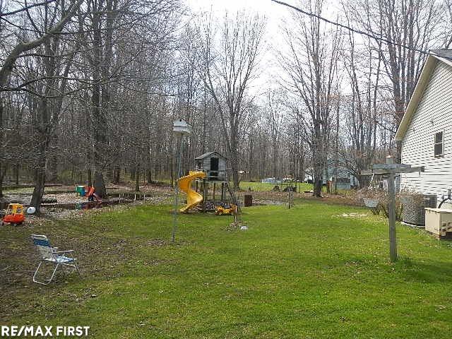 8510 Marsh Road Algonac, MI 48001 - Photo 9 of 32