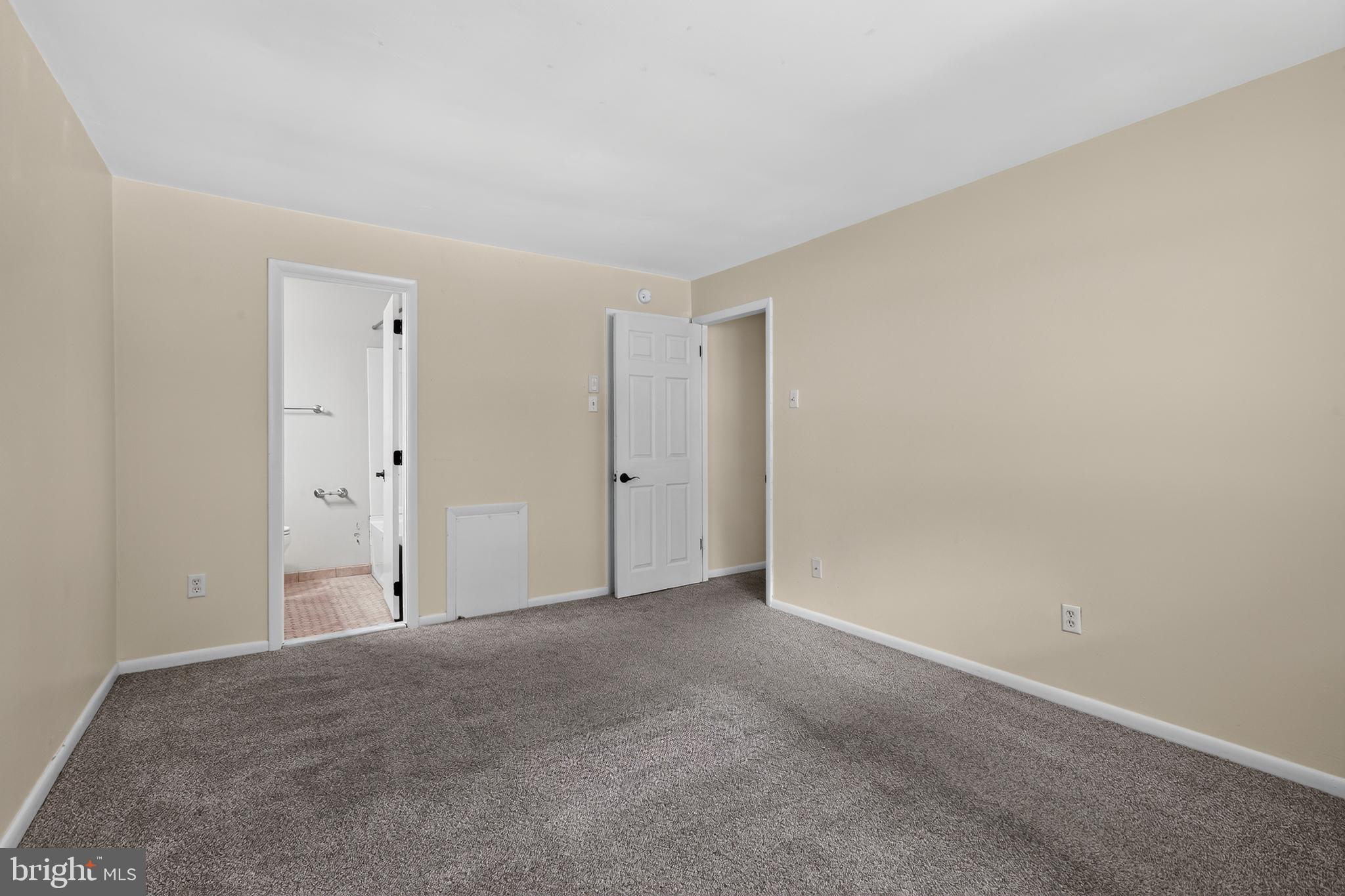 1518 Manley Road, Unit B33 West Chester, PA 19382 - Photo 28 of 34 Primary Bedroom