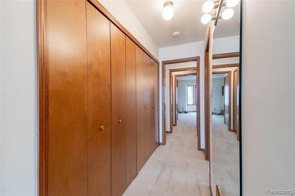 27981 Elba Road Grosse Ile, MI 48138 - Photo 32 of 56 Gallery Image 32