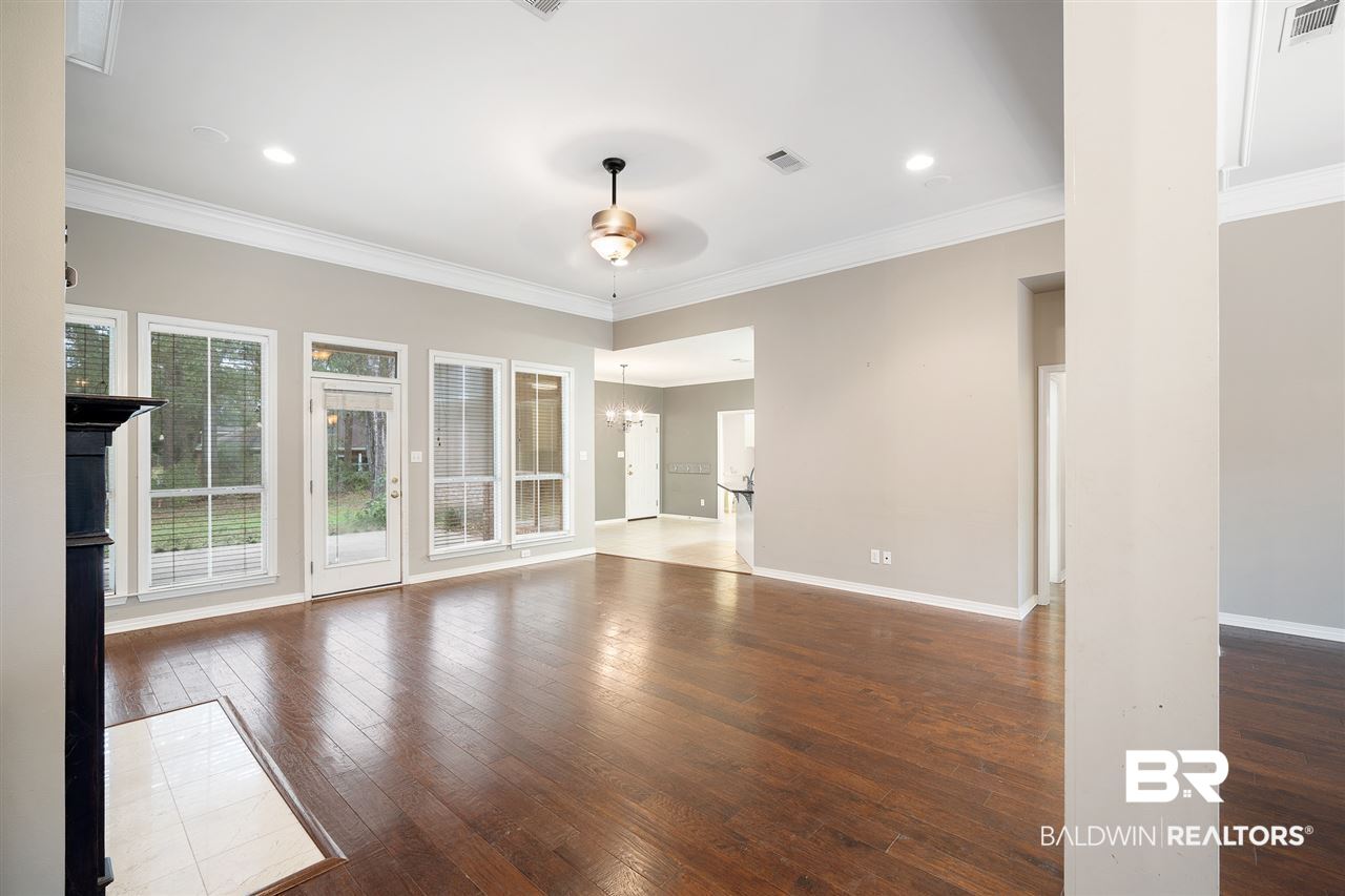 8716 Pine Run Daphne, AL 36527 - Photo 4 of 33