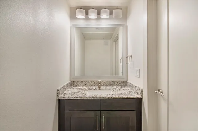 $3,500 | 5607 Belmont Avenue, Unit 116, Dallas, TX 75206