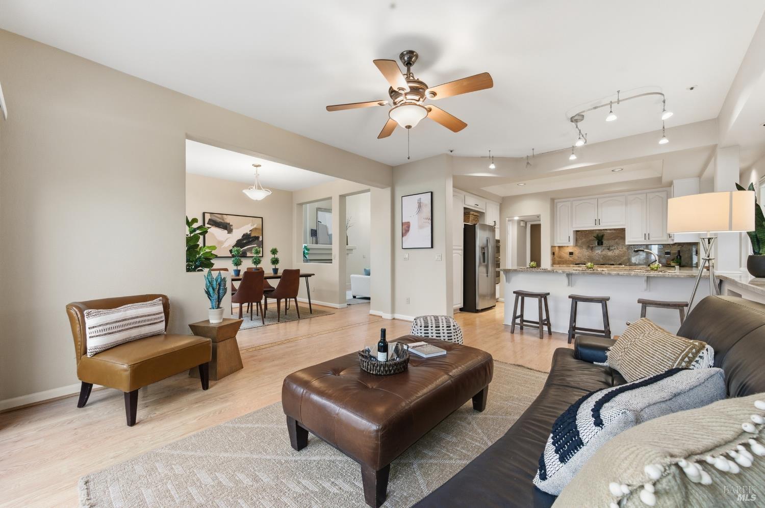 45 Cove Court Napa, CA 94559 - Photo 16 of 56