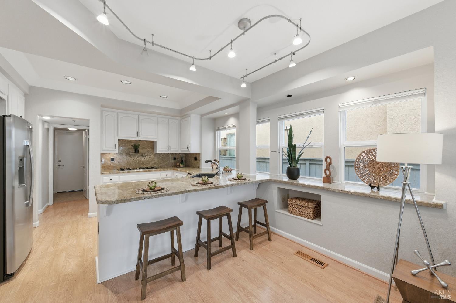 45 Cove Court Napa, CA 94559 - Photo 18 of 56