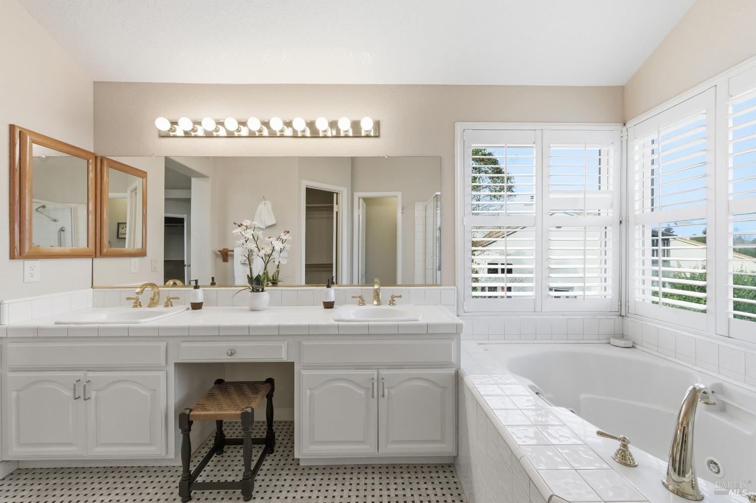 45 Cove Court Napa, CA 94559 - Photo 37 of 56