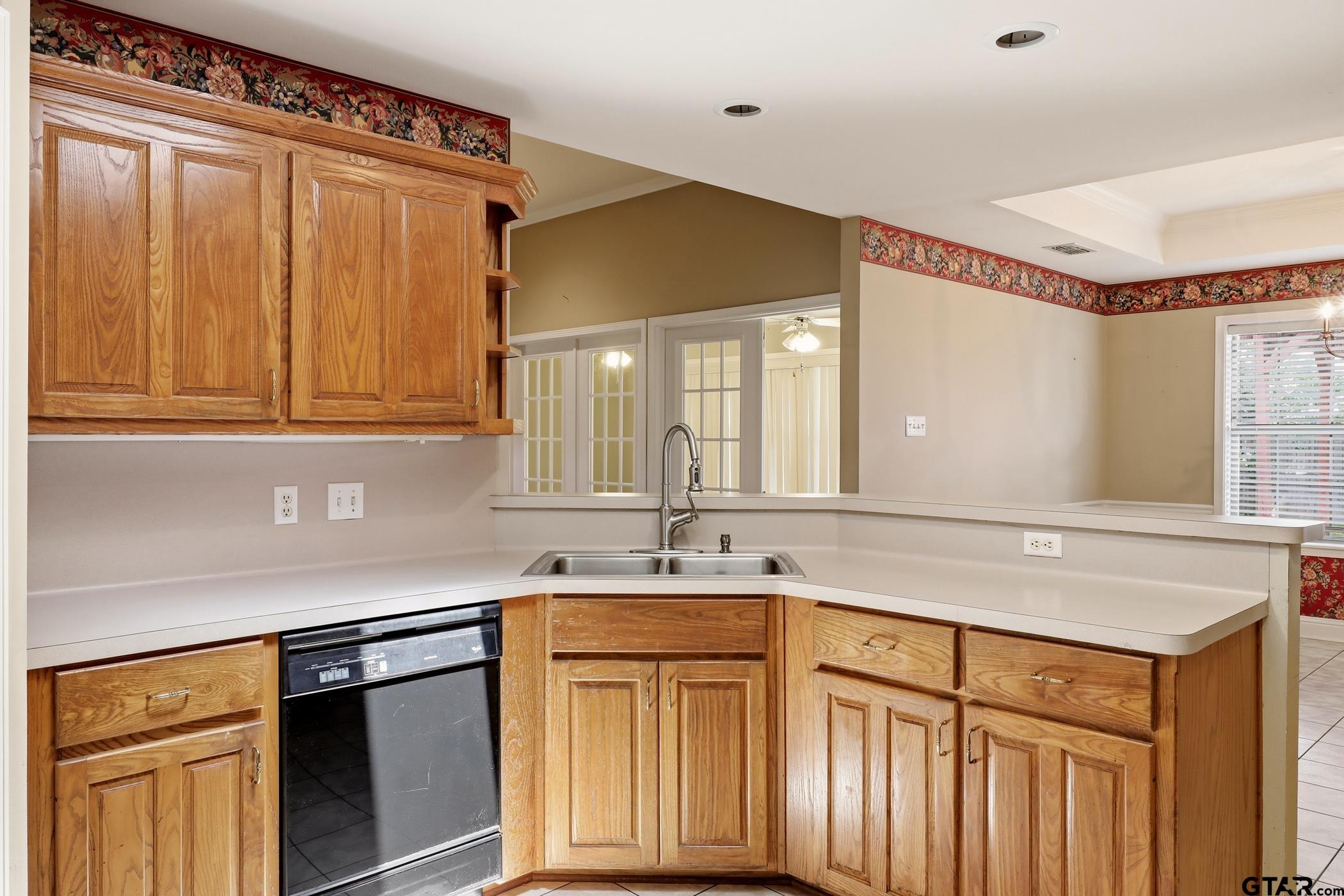3105 Rouncival Drive Longview, TX 75605 - Photo 8 of 33