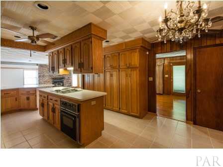 150 Balboa Road Cantonment, FL 32533 - Photo 10 of 25 Kitchen, with lots of pantry space