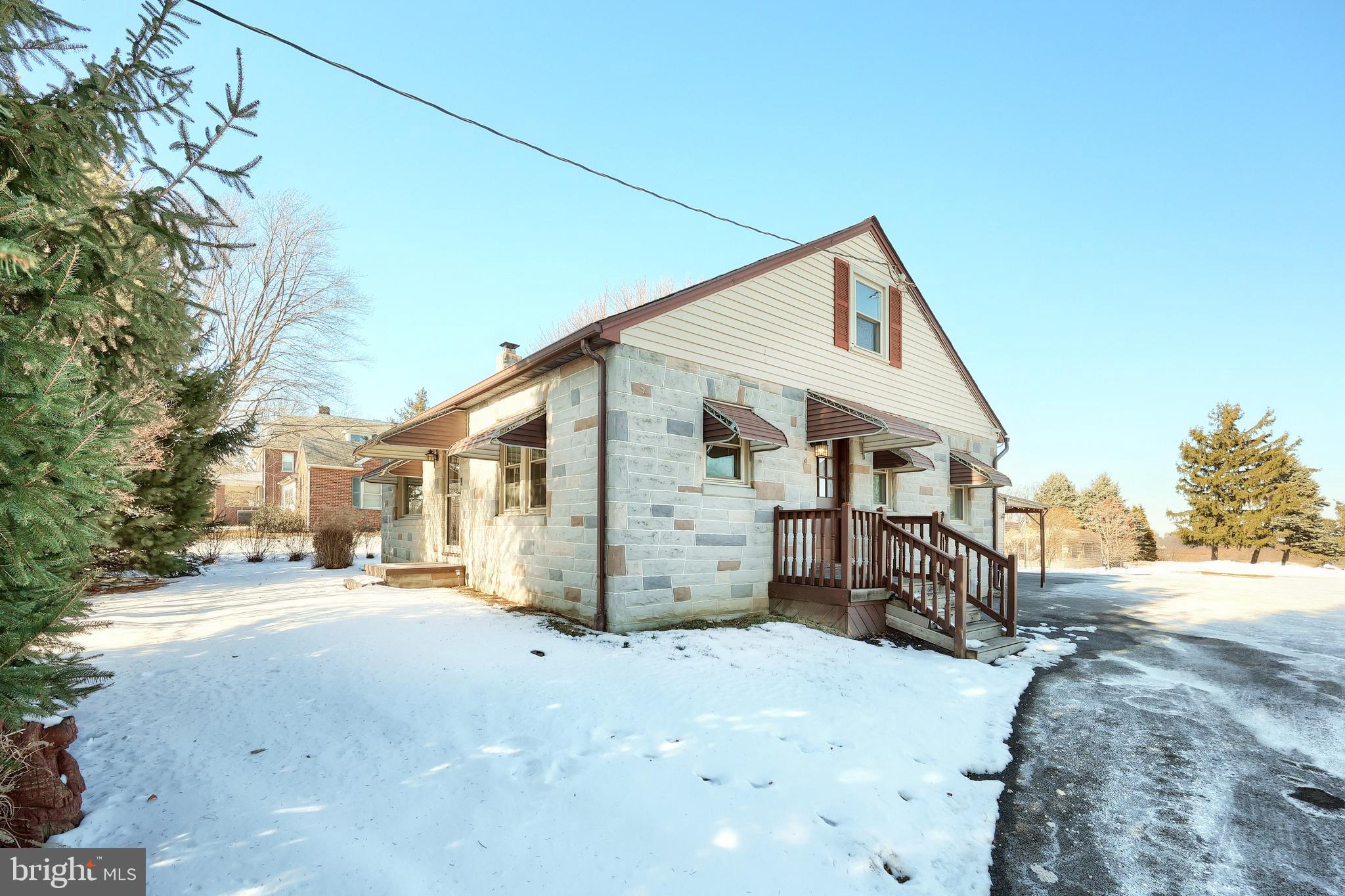 897 Delta Road Red Lion, PA 17356 - Photo 4 of 52