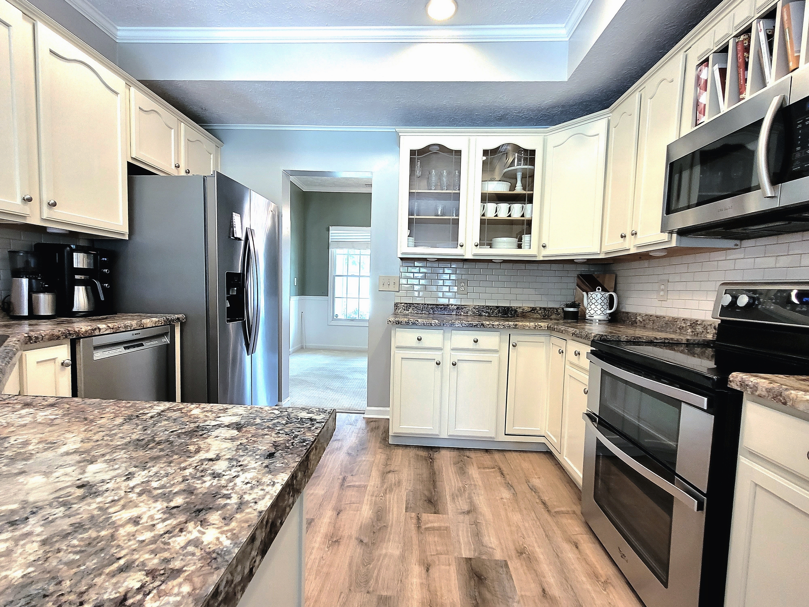 14728 Setters Road Carmel, IN 46033 - Photo 5 of 41 Gallery Image 5