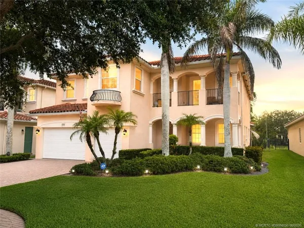 $949,888 | 5718 Southwest Bald Eagle Drive, Palm City, FL 34990