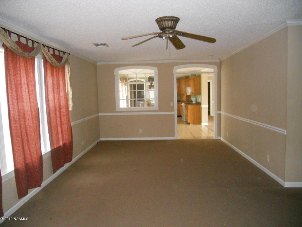 123 Blue Grass Road Washington, LA 70589 - Photo 8 of 20 DSCN11392nd fam room