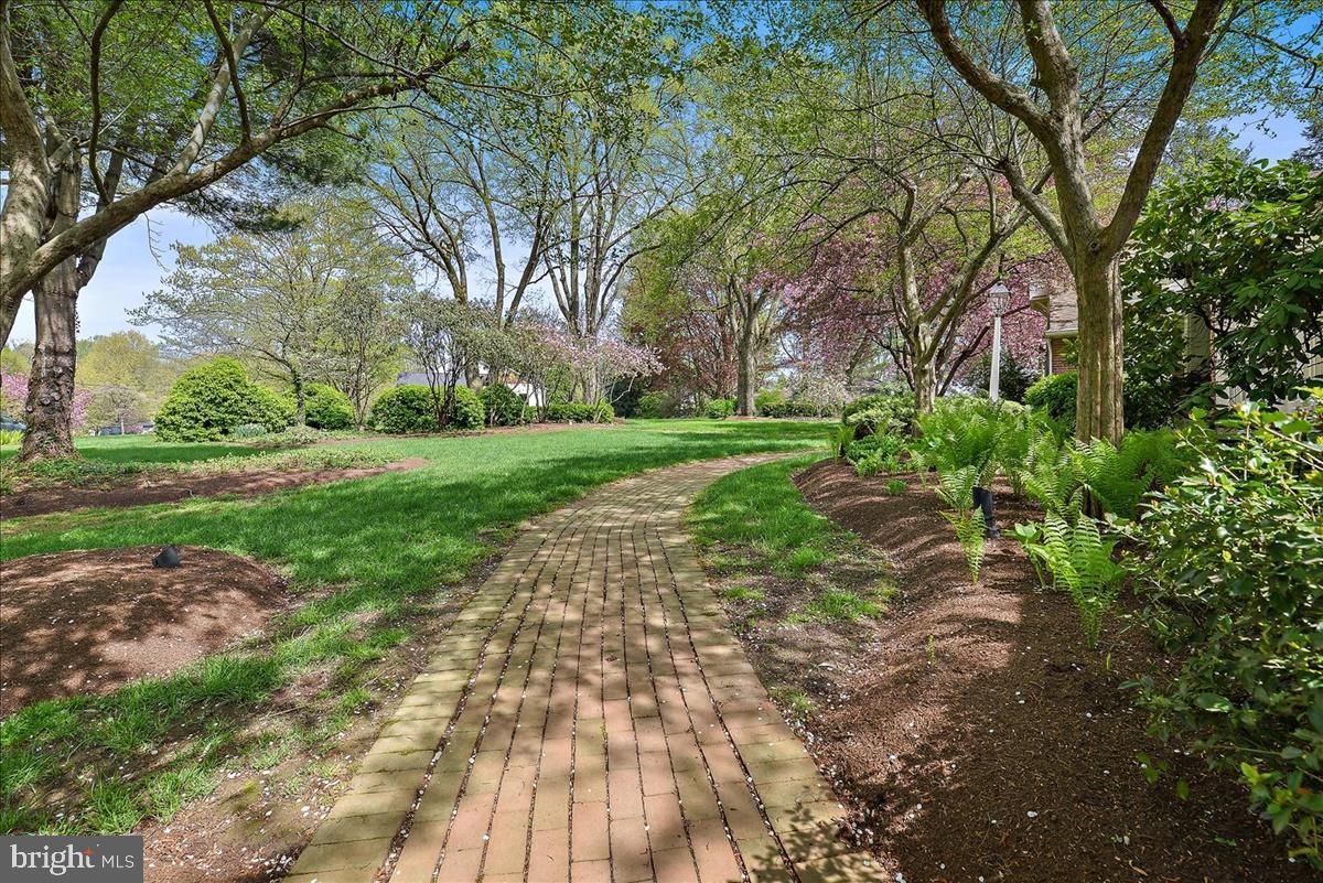 254 Brook Farms Road Lancaster, PA 17601 - Photo 4 of 49