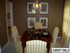 5501 Sharon Road Charlotte, NC 28210 - Photo 3 of 8 Gallery Image 3