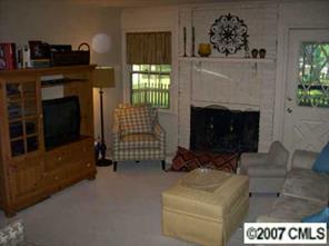 5501 Sharon Road Charlotte, NC 28210 - Photo 4 of 8 Gallery Image 4