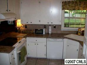 5501 Sharon Road Charlotte, NC 28210 - Photo 5 of 8 Gallery Image 5