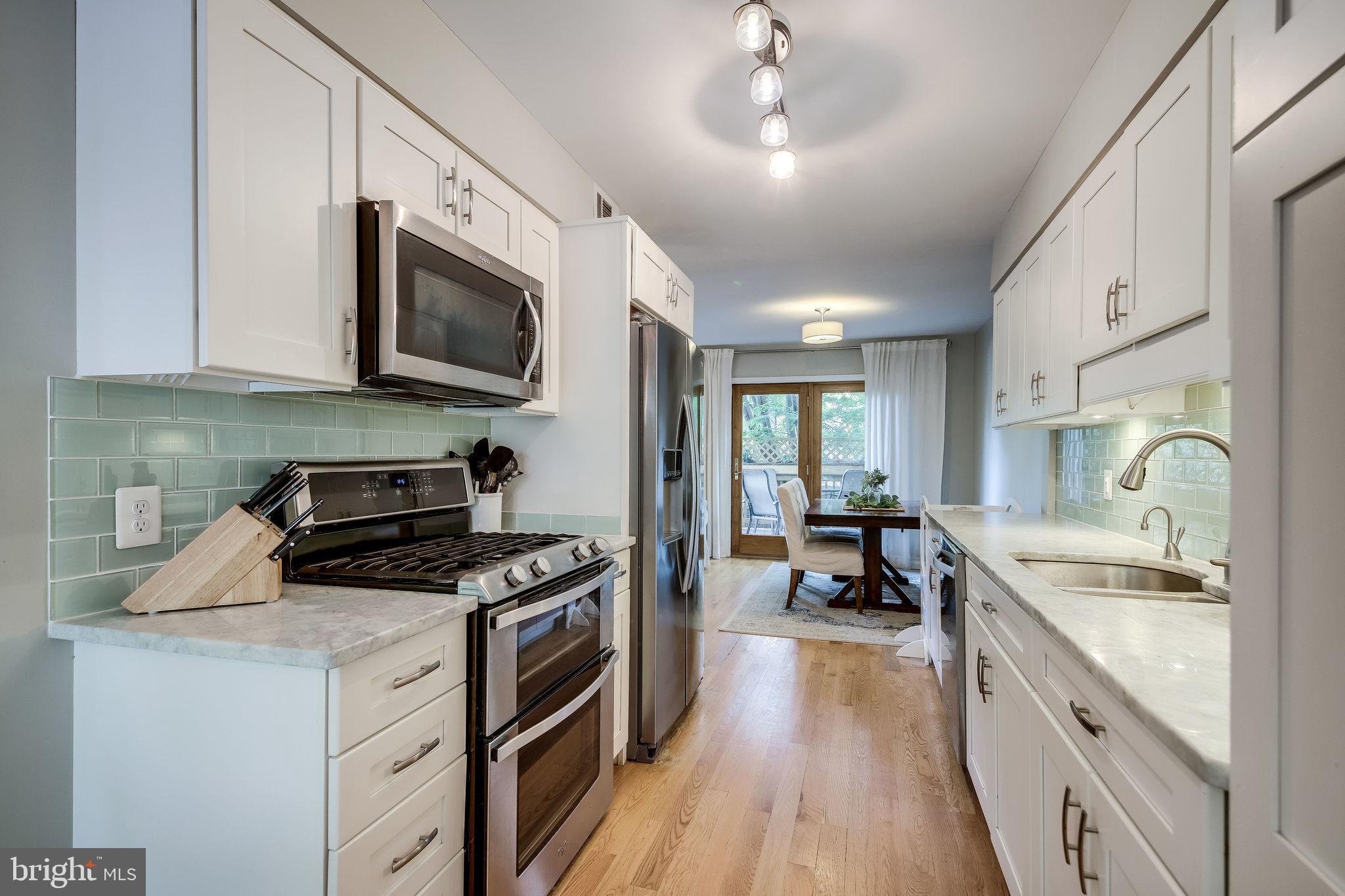 2052 Golf Course Drive Reston, VA 20191 - Photo 26 of 67