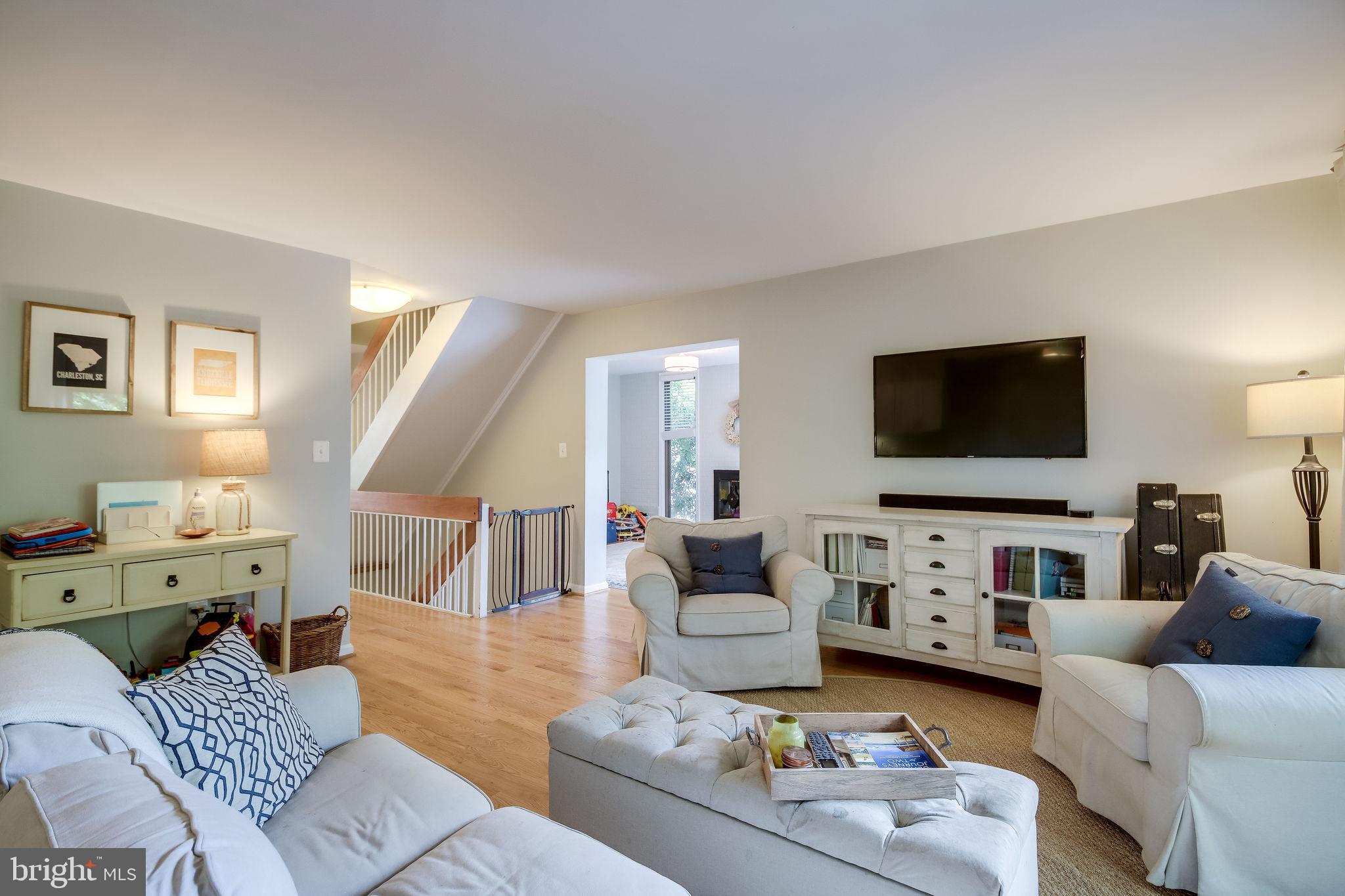 2052 Golf Course Drive Reston, VA 20191 - Photo 32 of 67