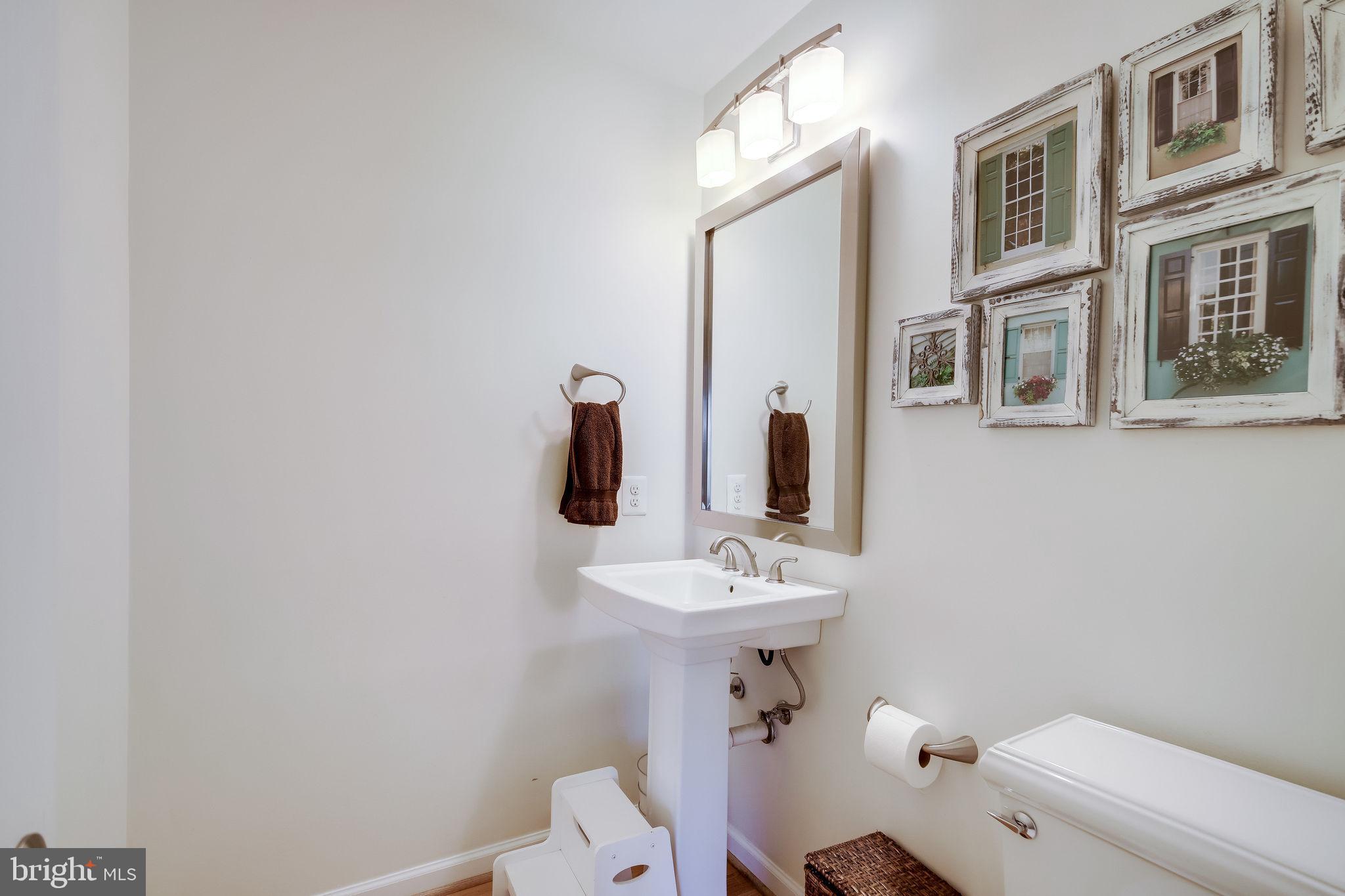 2052 Golf Course Drive Reston, VA 20191 - Photo 39 of 67